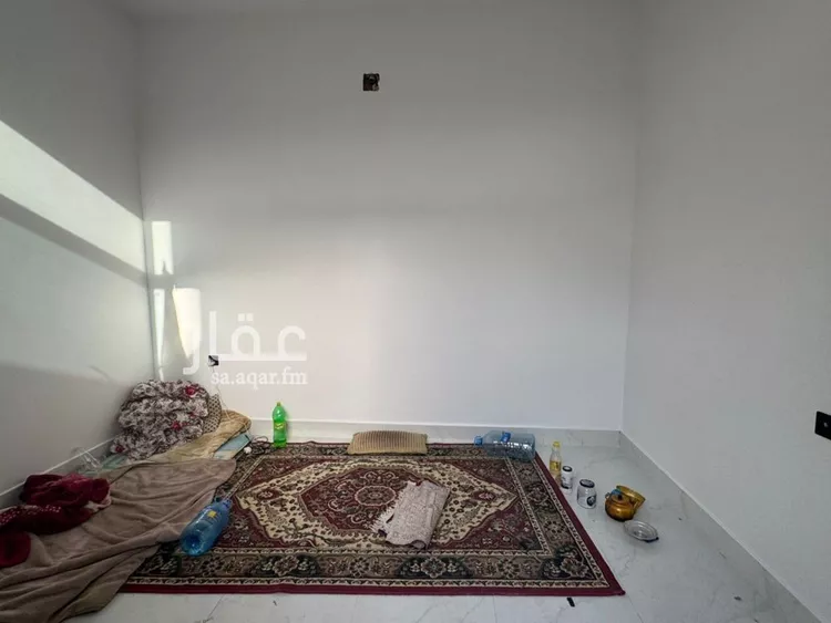 دور للبيع في شارع كياد, حي بدر, مدينة الرياض, منطقة الرياض صورة 4