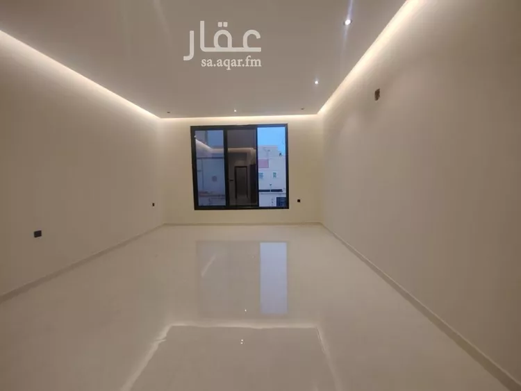 فيلا للبيع في شارع البدر النابلسي, حي العوالي, مدينة الرياض, منطقة الرياض صورة 4