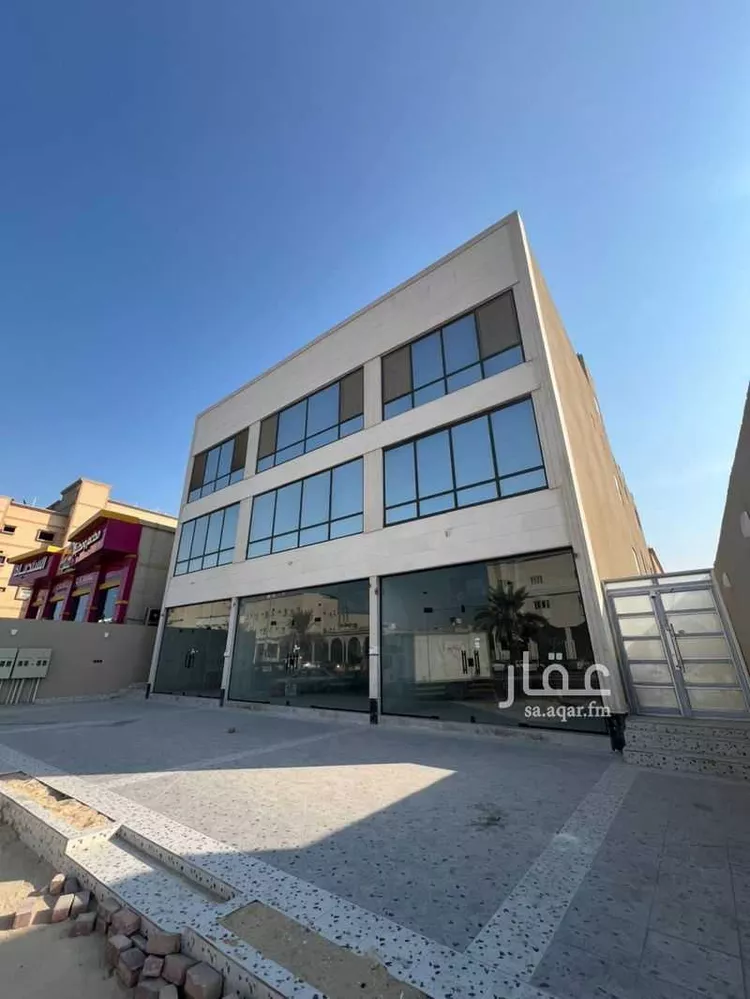 Shop for Rent in Al Qatif Ar Rida صورة 5