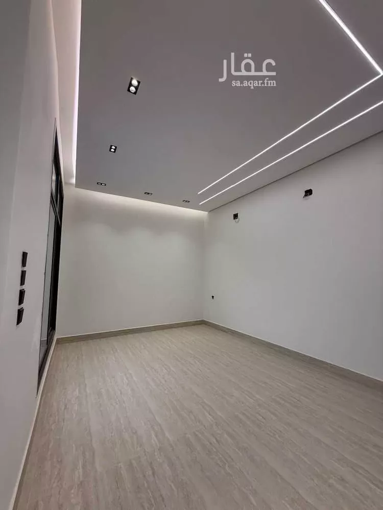 دور للبيع في شارع الميناء, حي الندوة, مدينة الرياض, منطقة الرياض 9