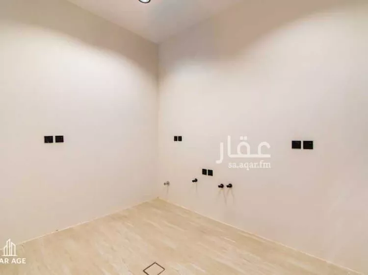 دور للبيع في شارع محمد المصلح, حي السعادة, مدينة الرياض, منطقة الرياض 12