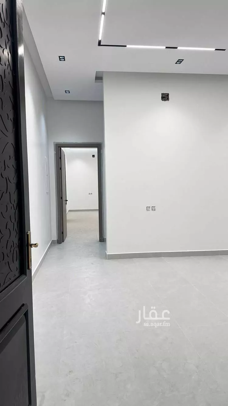 دور للبيع في شارع ابي عبيدة عامر بن الجراح, حي السعادة, مدينة الرياض, منطقة الرياض 25
