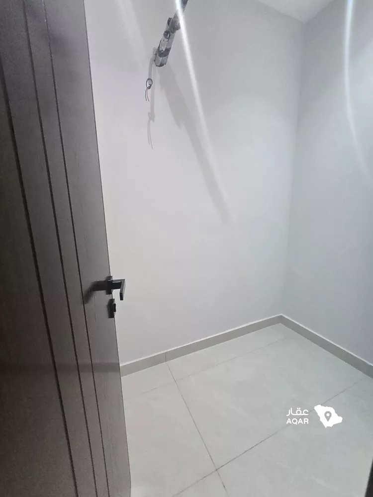 شقة للبيع في شارع يحيي بن نعيم, حي النزهة, مدينة جدة, منطقة مكة المكرمة 13