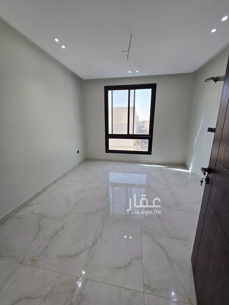 شقة للبيع في شارع محمد بن اسعد العظم, حي النزهة, مدينة جدة, منطقة مكة المكرمة