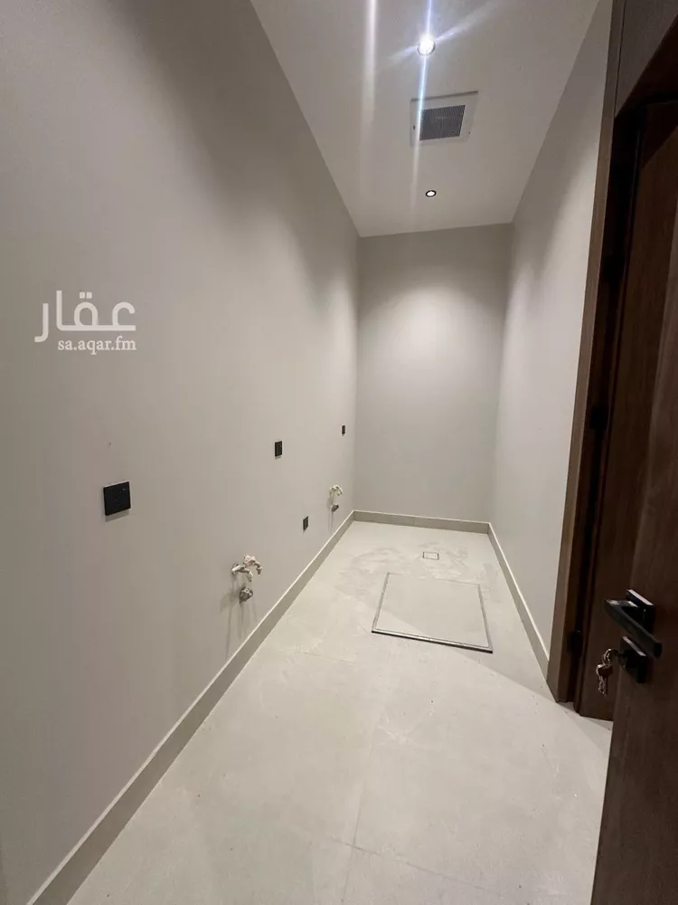 دور للبيع في شارع ابن الحلبي, حي الرفيعة, مدينة الرياض, منطقة الرياض صورة 2