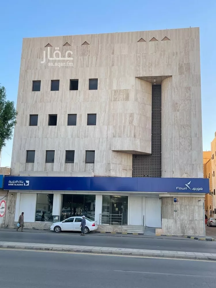 عمارة للبيع في شارع حسين الجزيري, حي الشماس, مدينة بريده, منطقة القصيم صورة 2