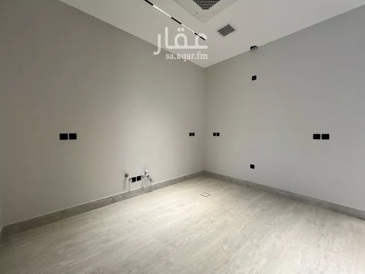 دور للبيع في شارع الحوارة, حي النفل, مدينة الرياض, منطقة الرياض صورة 4