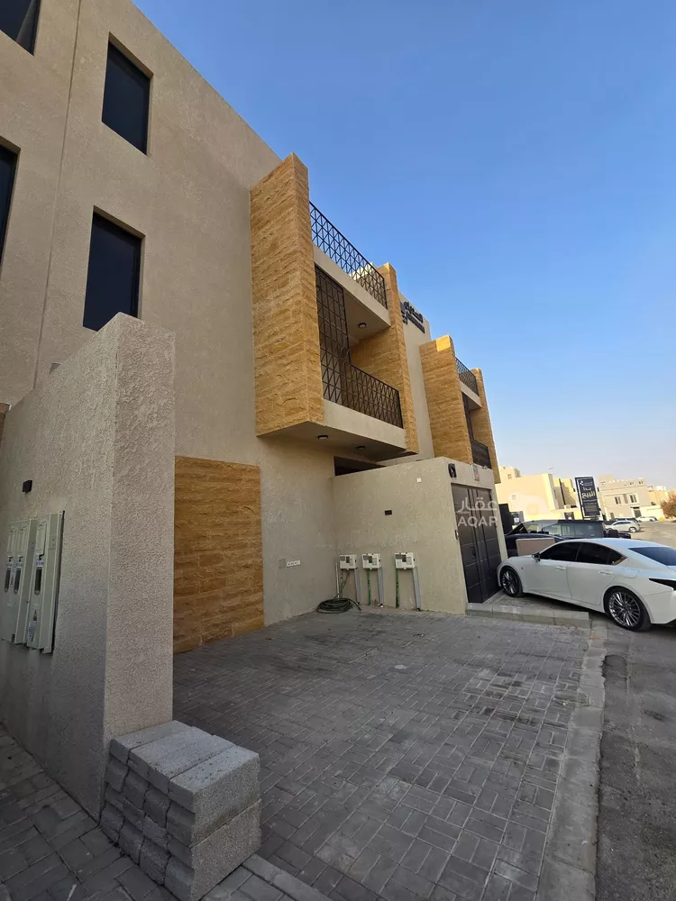 Floor for Sale in Riyadh An Narjis 6
