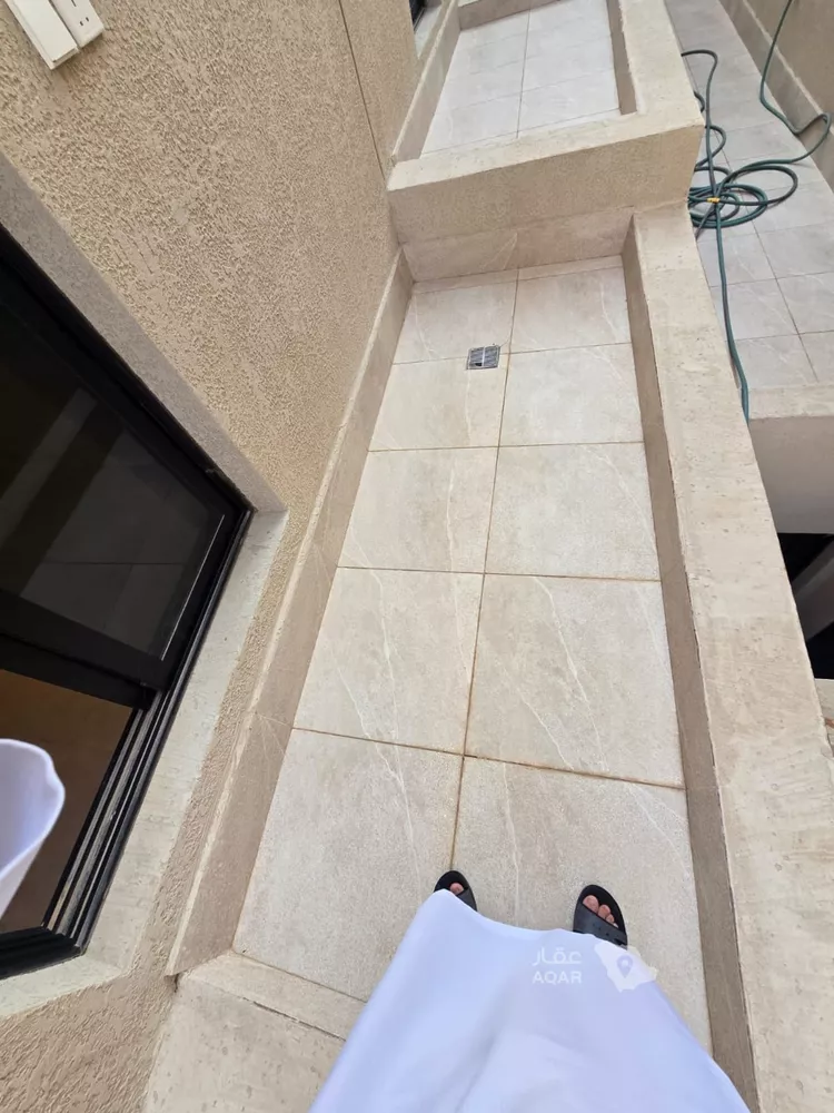 دور للبيع في شارع علي بن تريك, حي النرجس, مدينة الرياض, منطقة الرياض 10