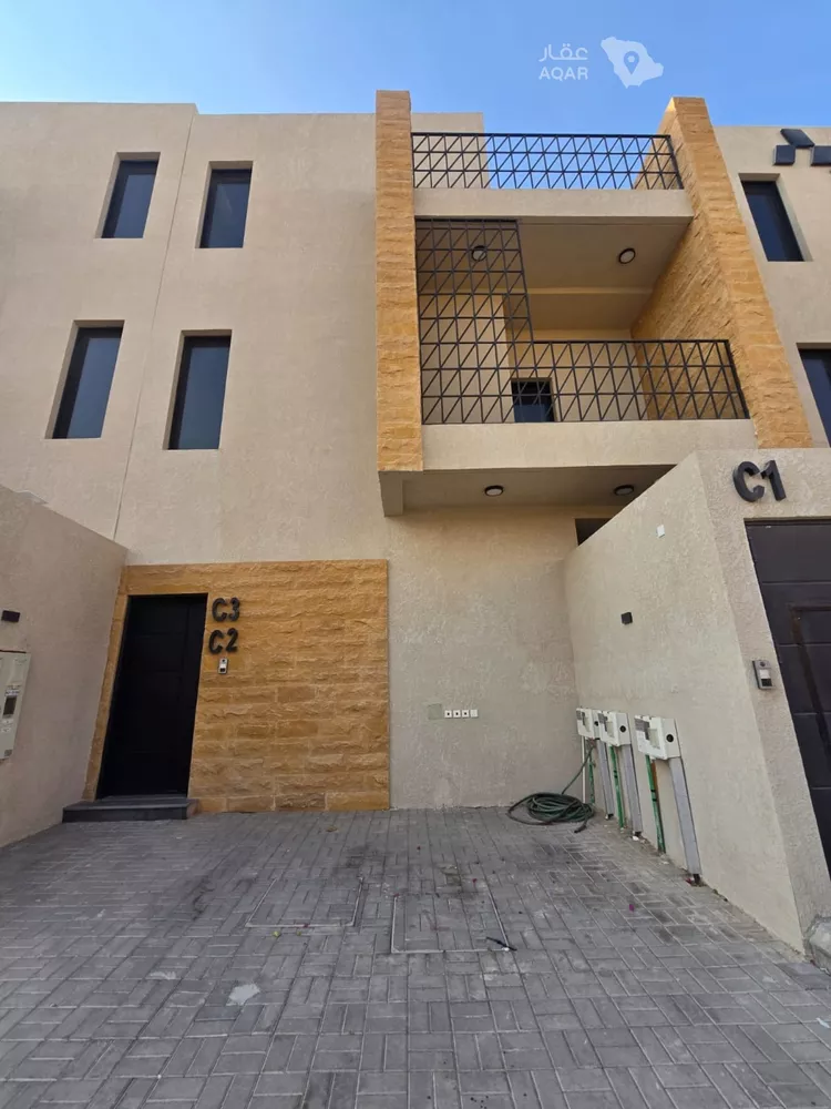دور للبيع في شارع علي بن تريك, حي النرجس, مدينة الرياض, منطقة الرياض