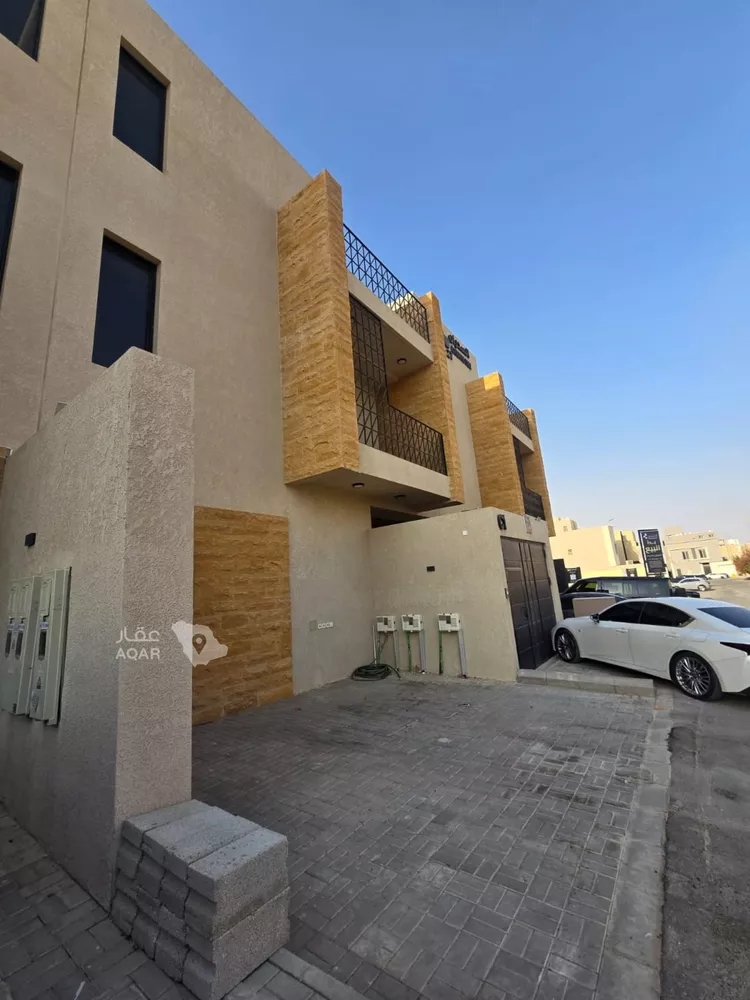 دور للبيع في شارع علي بن تريك, حي النرجس, مدينة الرياض, منطقة الرياض 13