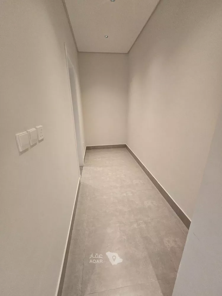 Floor for Sale in Riyadh An Narjis 10