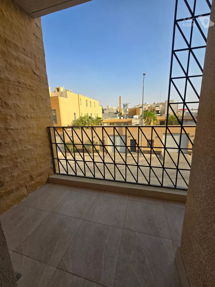 Floor for Sale in Riyadh An Narjis 13