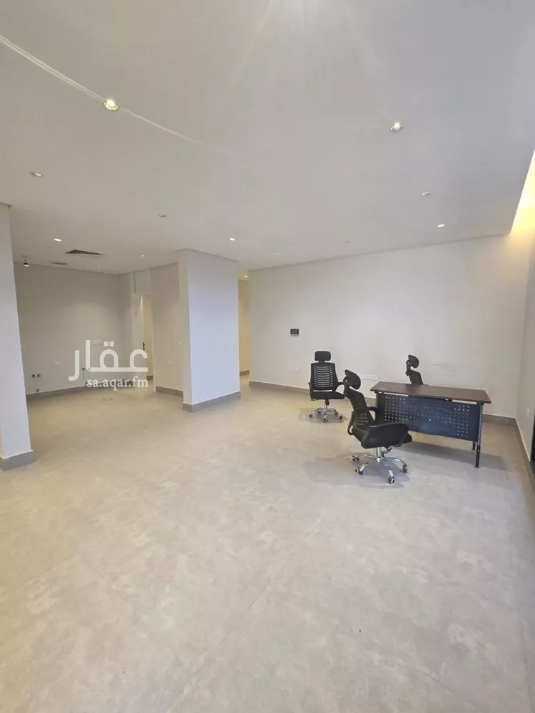 دور للبيع في شارع عثمان بن عفان, حي النرجس, مدينة الرياض, منطقة الرياض صورة 3