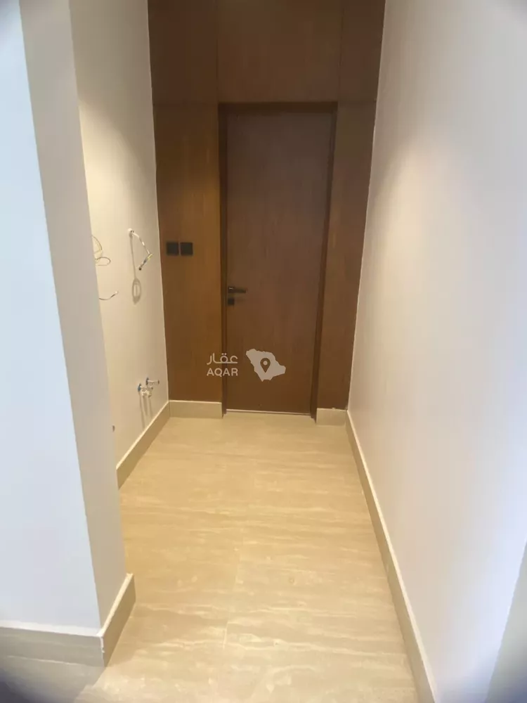 دور للبيع في شارع ناصر الرشيد, حي الرمال, مدينة الرياض, منطقة الرياض 2
