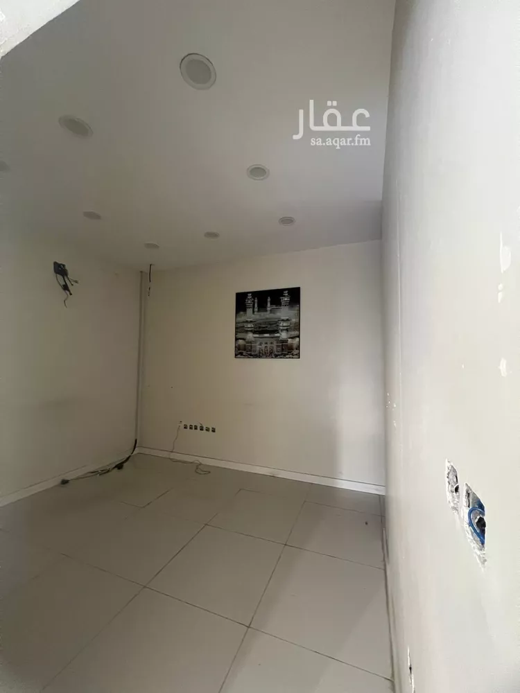 محل للإيجار في حي ظهرة لبن ، الرياض ، منطقة الرياض