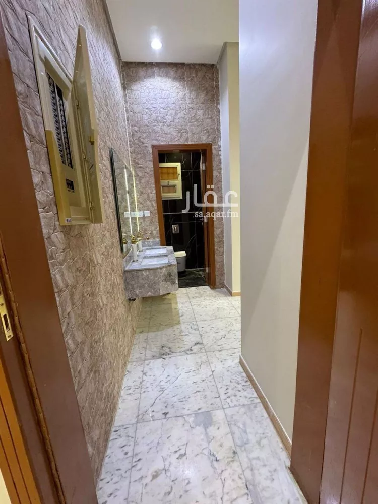 فيلا للبيع في شارع أبي منصور العكبري, حي البيان, مدينة الرياض, منطقة الرياض صورة 5