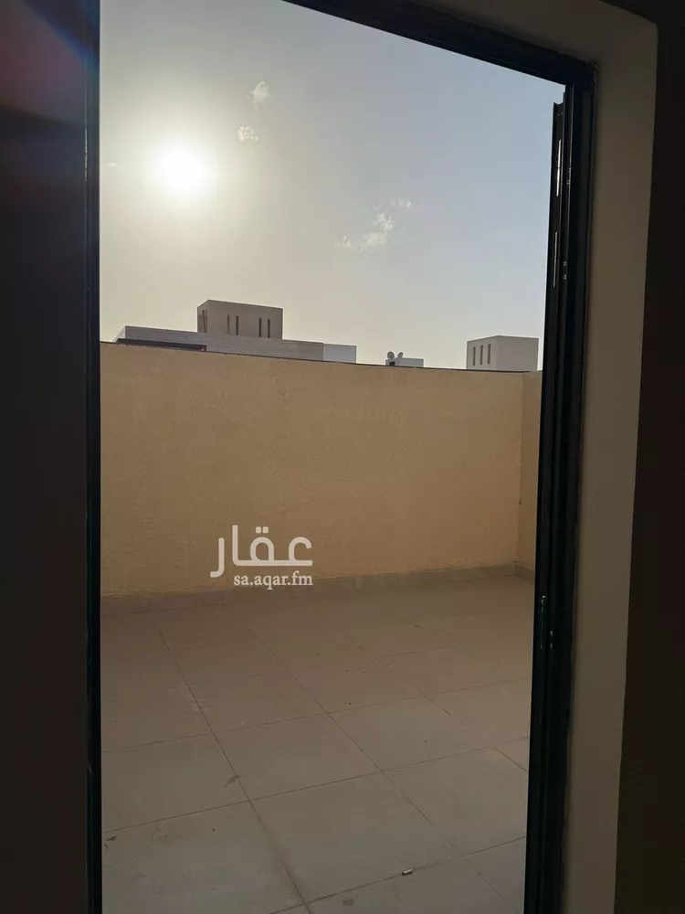 Floor for Sale in Riyadh Al Munsiyah 20