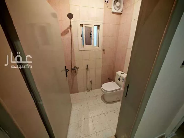شقة للإيجار في شارع حصين ابن الحارث ابن عبدالمطلب, حي بدر, مدينة خميس مشيط, منطقة عسير صورة 3