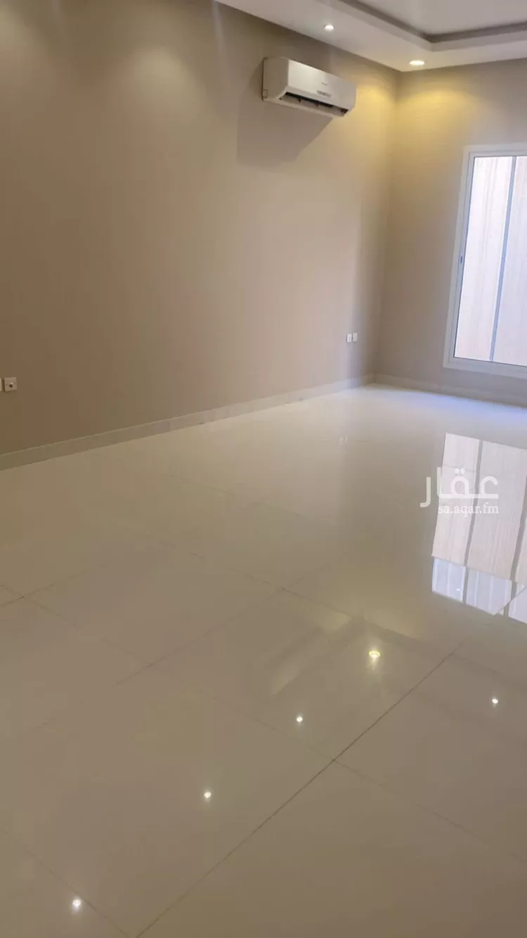 فيلا للإيجار في شارع محمد بن عبدالباقي سنبل, حي القيروان, مدينة الرياض, منطقة الرياض صورة 4