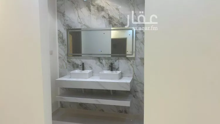 فيلا للبيع في شارع رقم 303, حي الملقا, مدينة الرياض, منطقة الرياض صورة 3