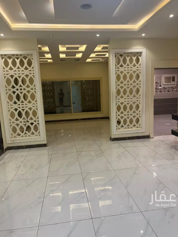فيلا للإيجار في شارع أحمد مفتي المكي الحنفي, حي طويق, مدينة الرياض, منطقة الرياض صورة 3