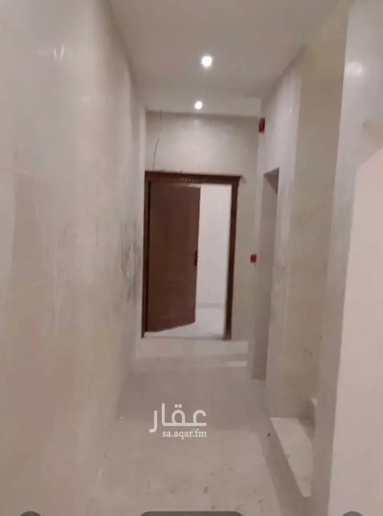 عمارة للبيع في شارع الرابع والعشرون, حي الخبر الجنوبية, مدينة الخبر, المنطقة الشرقية صورة 4