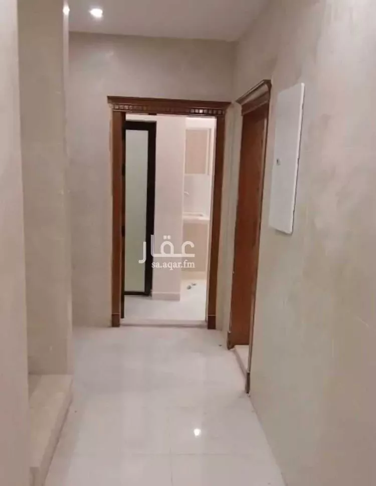 عمارة للبيع في شارع الرابع والعشرون, حي الخبر الجنوبية, مدينة الخبر, المنطقة الشرقية صورة 3