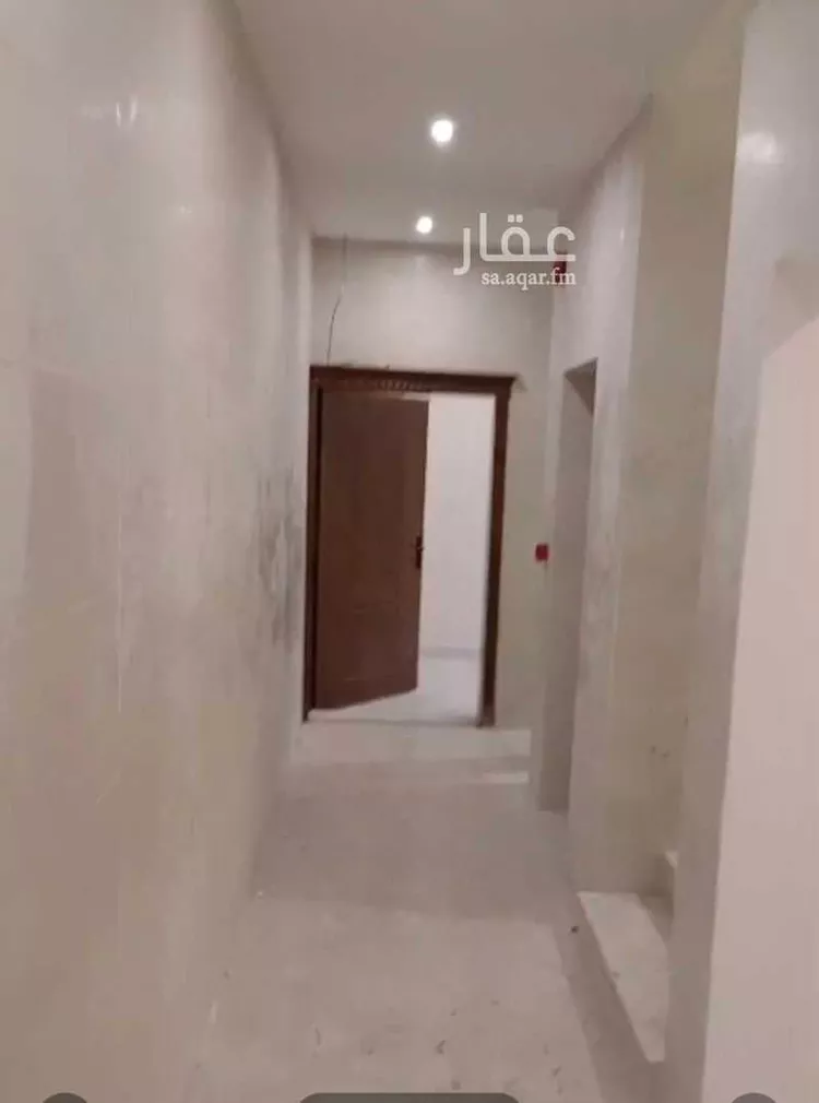 عمارة للبيع في شارع الرابع والعشرون, حي الخبر الجنوبية, مدينة الخبر, المنطقة الشرقية صورة 2
