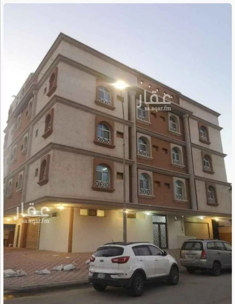 عمارة للبيع في شارع الجنوبي, حي ابن سيناء, مدينة الخبر, المنطقة الشرقية
