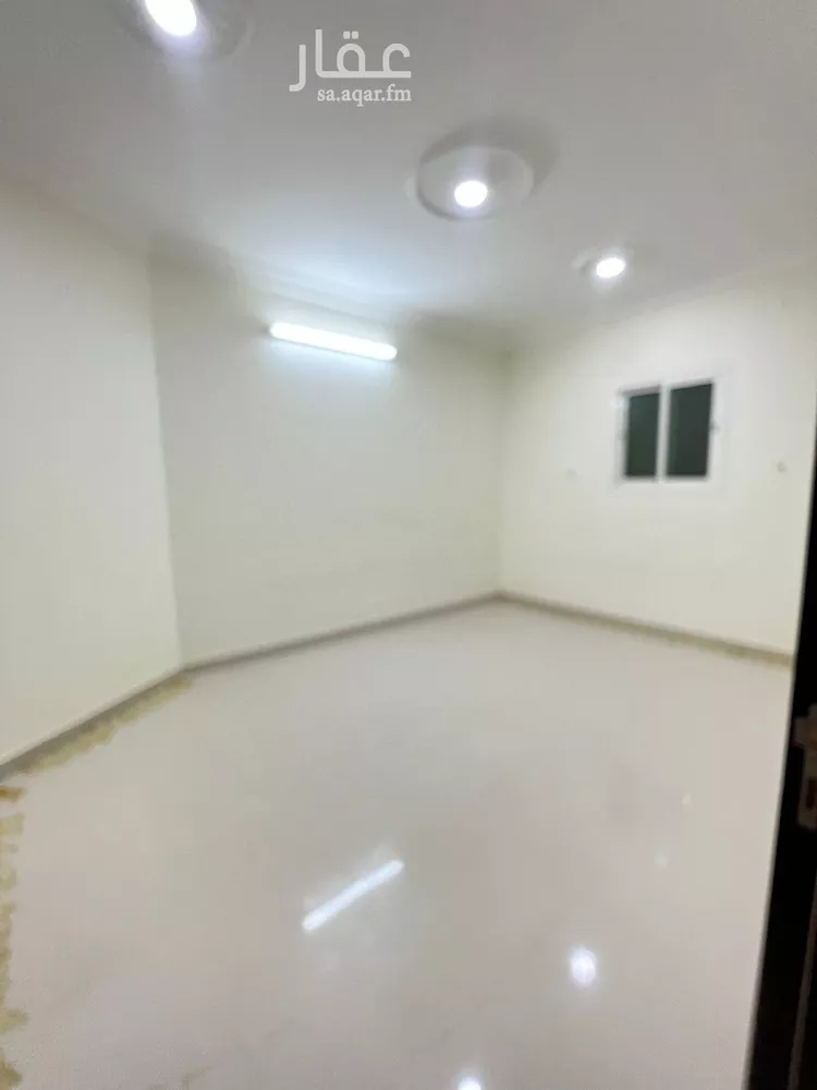 شقة للإيجار في شارع عمر بن ذر, حي الملك فيصل, مدينة الرياض, منطقة الرياض صورة 3