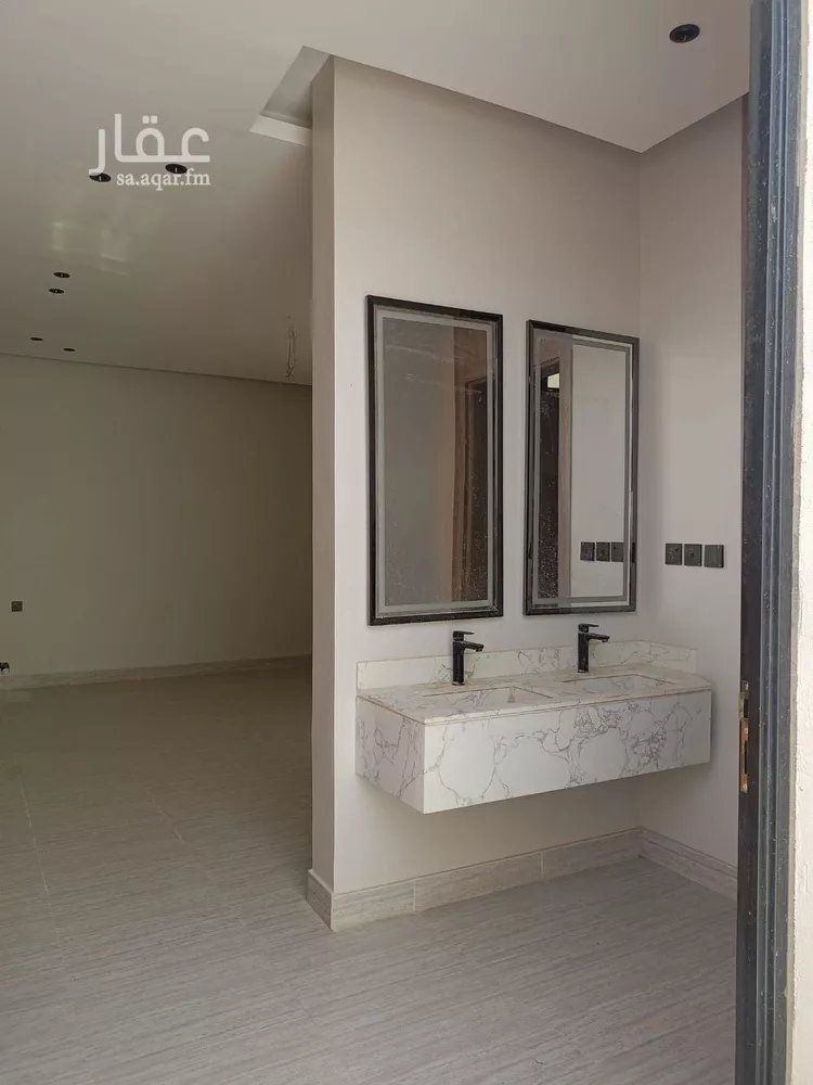 Floor for Sale in Riyadh Ash Sharq 10