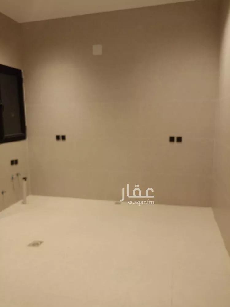 Floor for Sale in Riyadh Ash Sharq 14