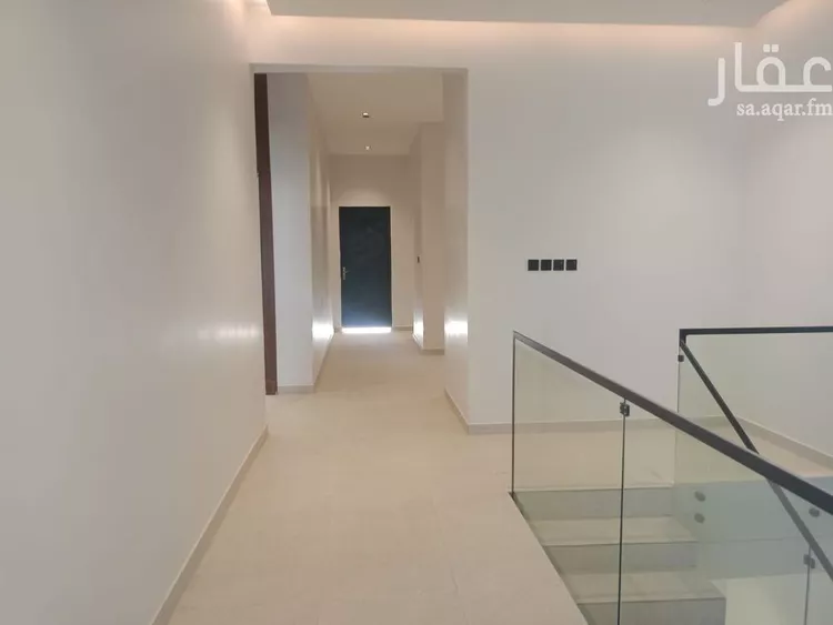 فيلا للبيع في شارع رشيد الدين الصورى, حي الجنادرية, مدينة الرياض, منطقة الرياض صورة 3