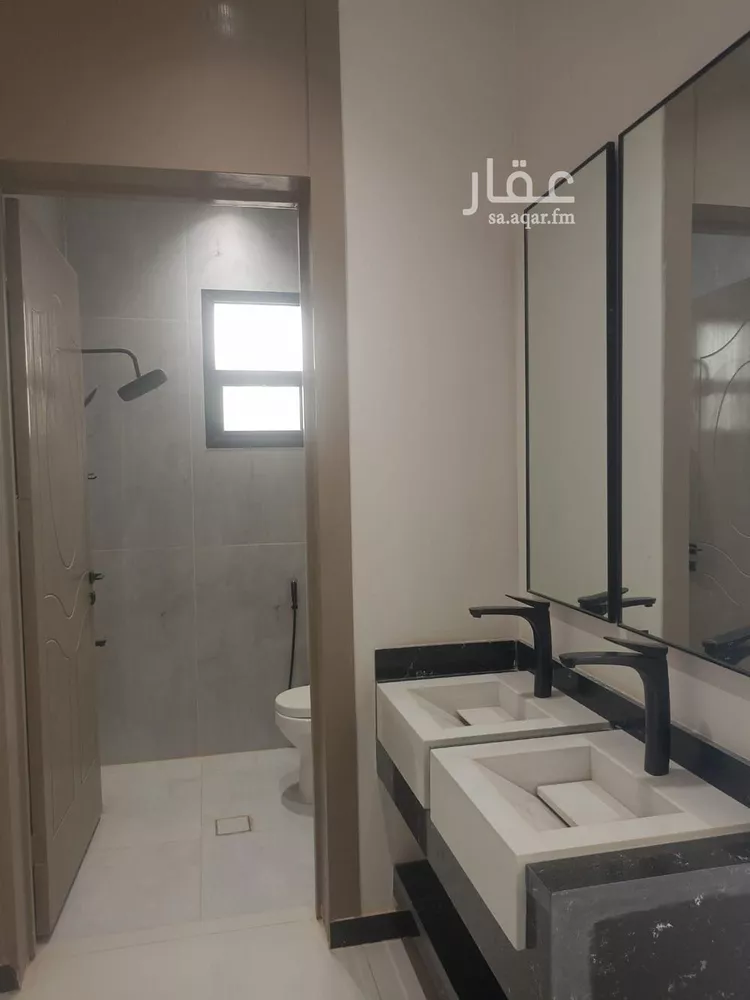 دور للبيع في شارع الضياء, حي الجنادرية, مدينة الرياض, منطقة الرياض 8