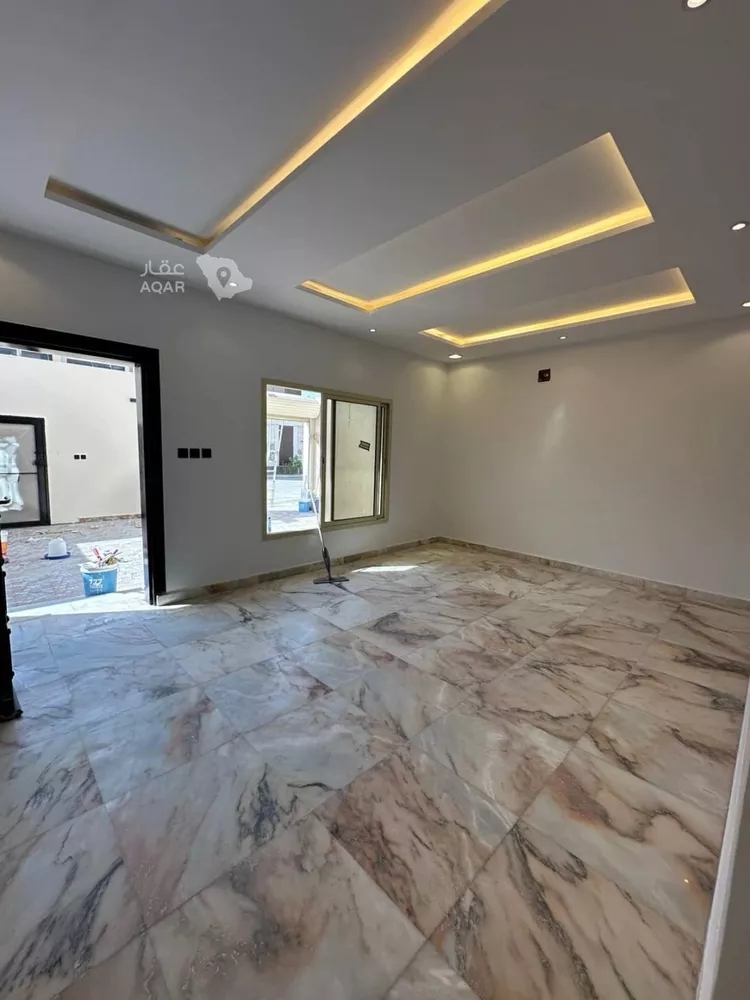 Floor for Rent in Riyadh Al Arid 14