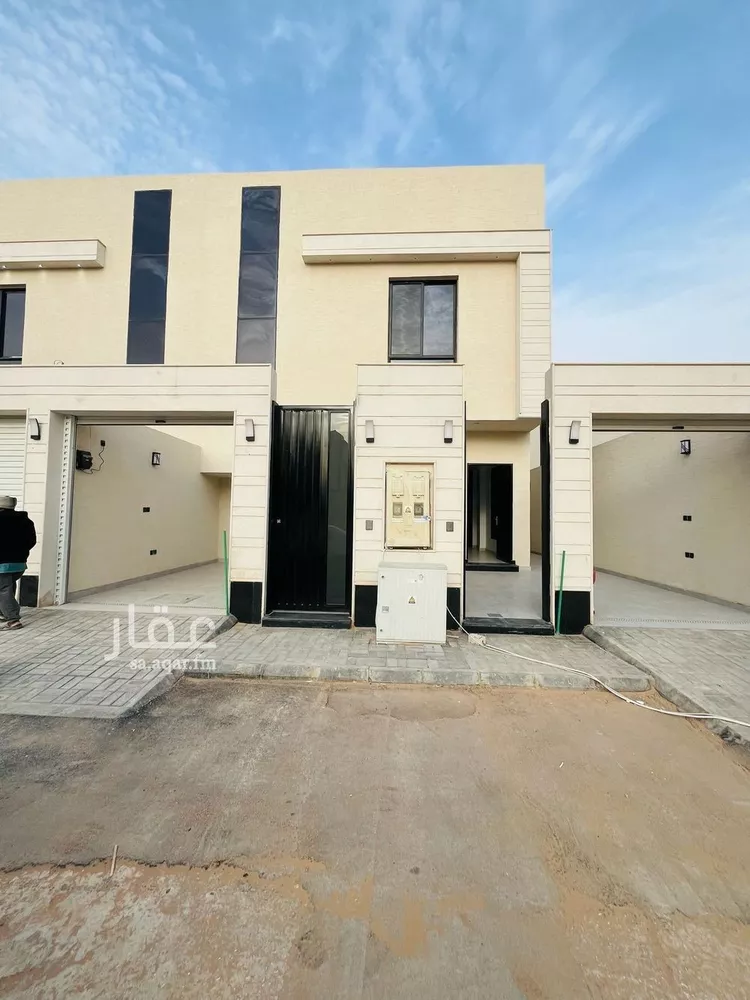 دور للبيع في حي الرمال, مدينة الرياض, منطقة الرياض