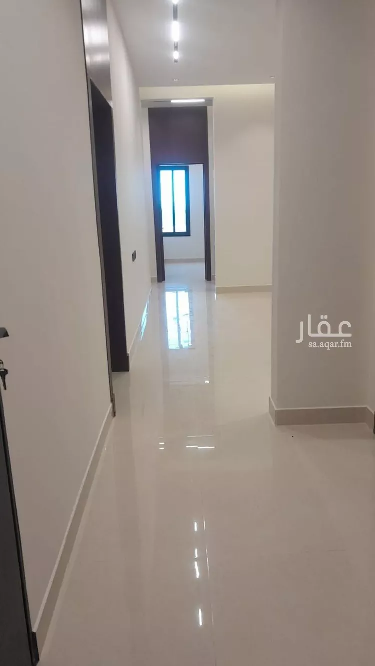 دور للبيع في شارع المحدار, حي المعيزيلة, مدينة الرياض, منطقة الرياض صورة 5