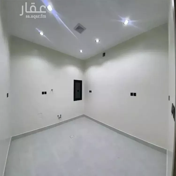 فيلا للبيع في شارع إبراهيم بن حسين, حي الرمال, مدينة الرياض, منطقة الرياض صورة 5