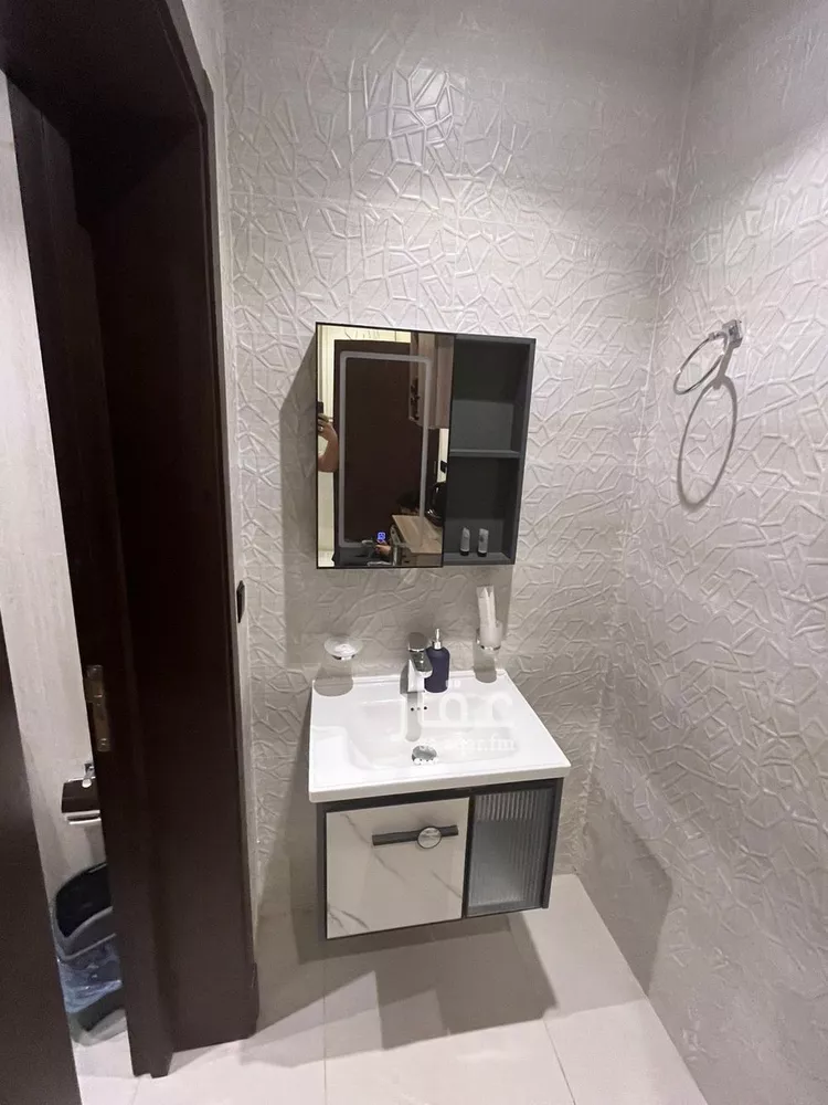 شقة للإيجار في شارع اسماء بنت مالك, حي العارض, مدينة الرياض, منطقة الرياض صورة 5