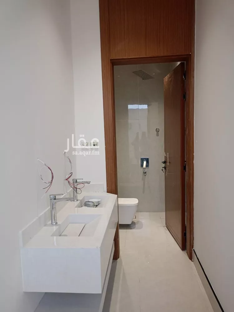 Floor for Sale in Riyadh Ash Sharq 9