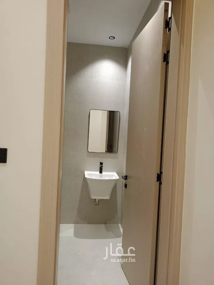 دور للبيع في شارع يحيى بن يحيى القرطبي, حي الرمال, مدينة الرياض, منطقة الرياض صورة 3