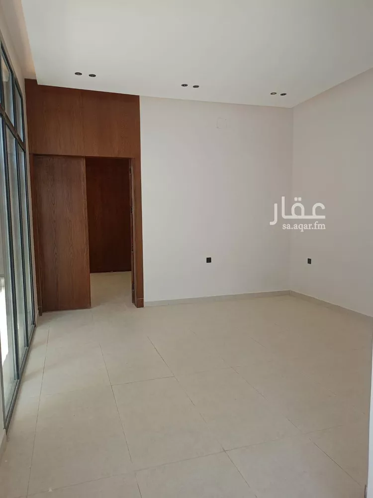 Floor for Sale in Riyadh Al Janadriyah 23