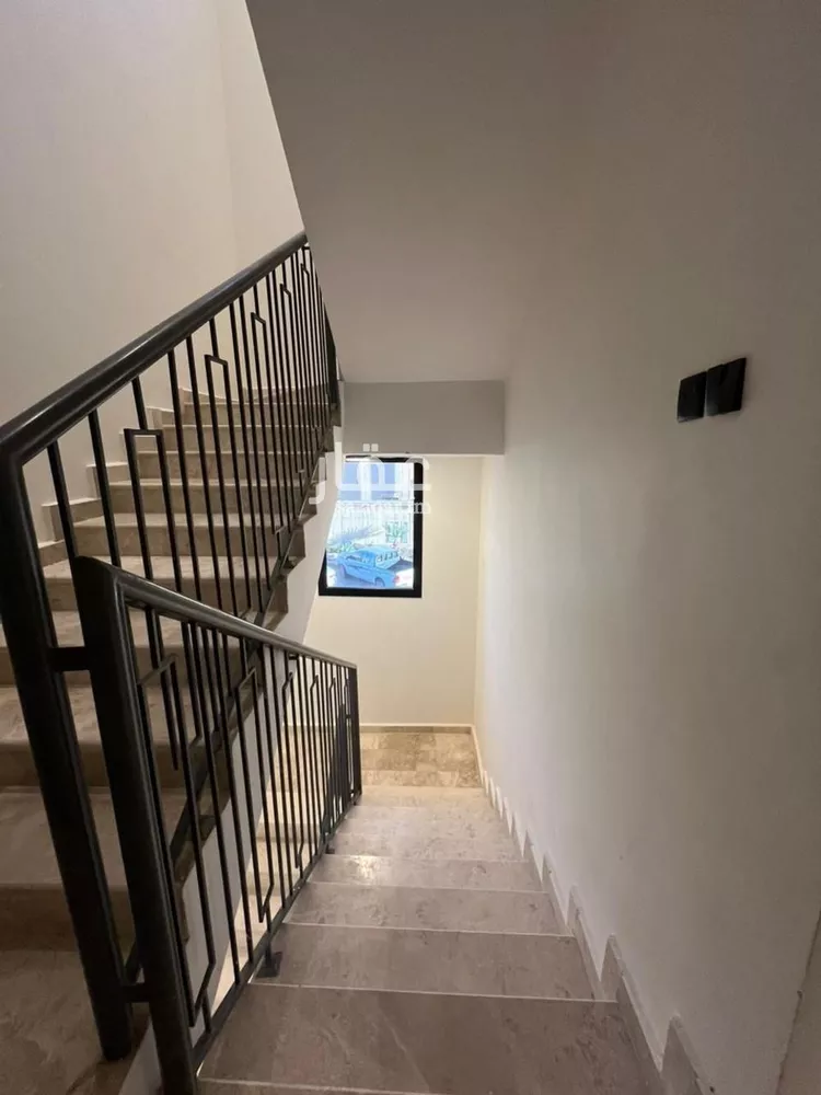 دور للبيع في شارع الصياد, حي الخليج, مدينة الرياض, منطقة الرياض صورة 2