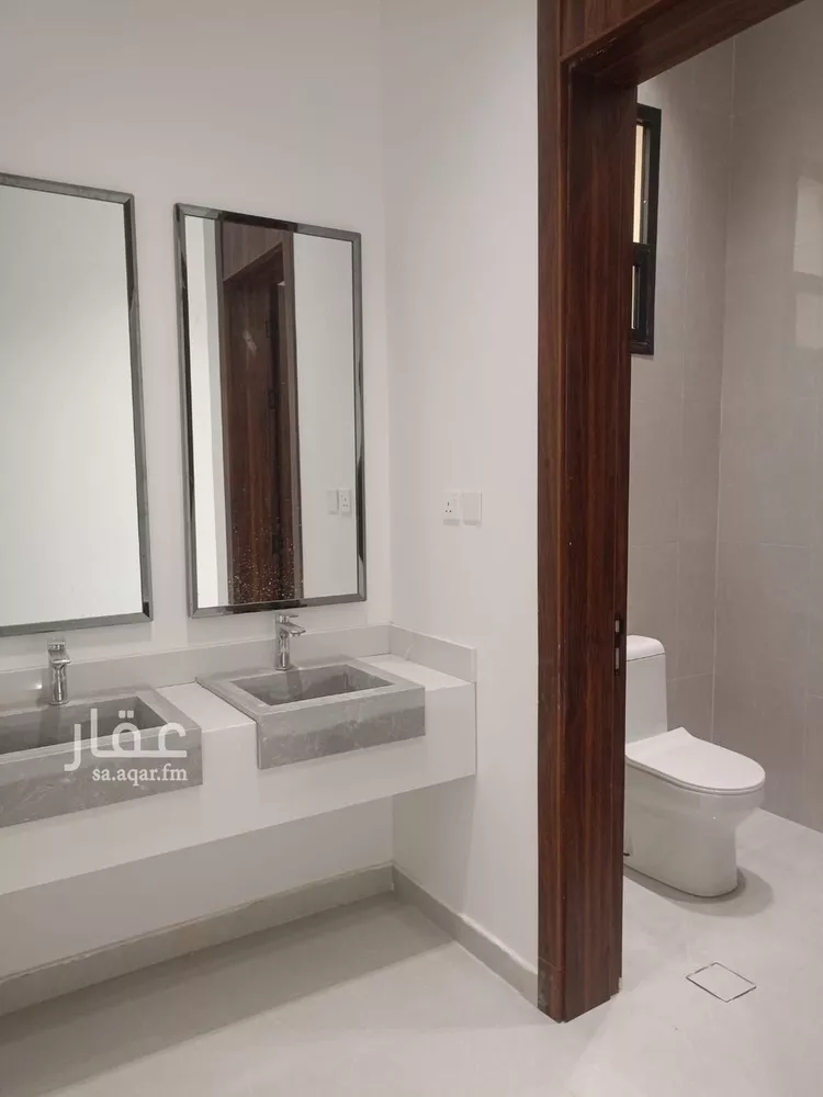 Floor for Sale in Riyadh Al Janadriyah صورة 5