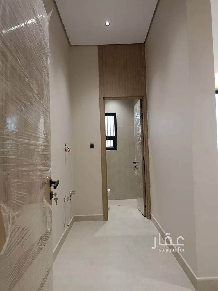 Villa for Sale in Riyadh Al Janadriyah 16
