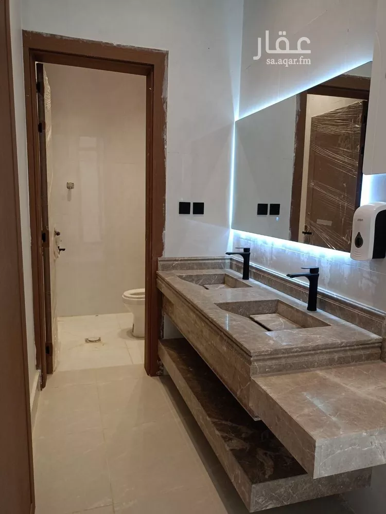 دور للبيع في شارع يحيى المنقاري, حي البيان, مدينة الرياض, منطقة الرياض 15