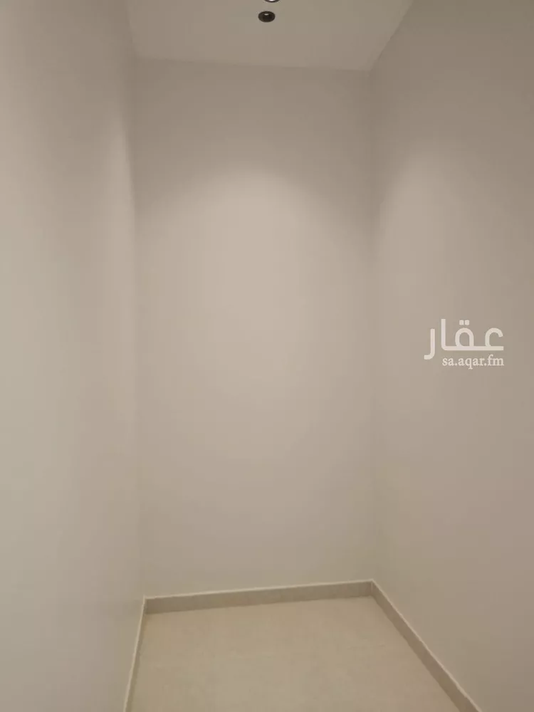 فيلا للبيع في شارع رشيد الدين الصورى, حي الجنادرية, مدينة الرياض, منطقة الرياض 20