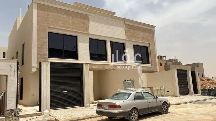 Floor for Sale in Riyadh Al Janadriyah