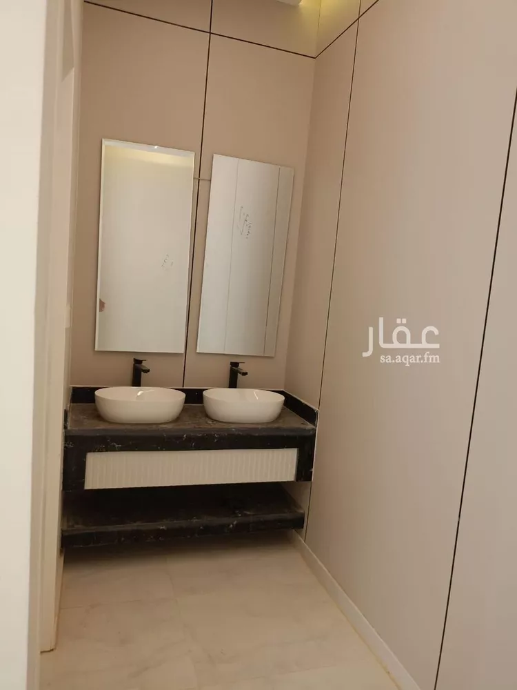 دور للبيع في شارع الضياء, حي الجنادرية, مدينة الرياض, منطقة الرياض 21
